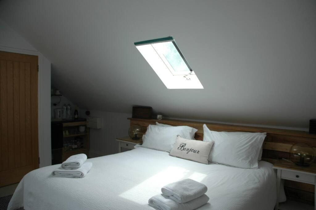 Cowslip Barn Annexe, Countryside Stay Near شيشستر المظهر الخارجي الصورة